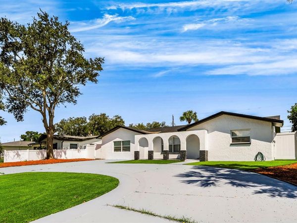 1077 40TH AVENUE NE, ST PETERSBURG, FL 33703