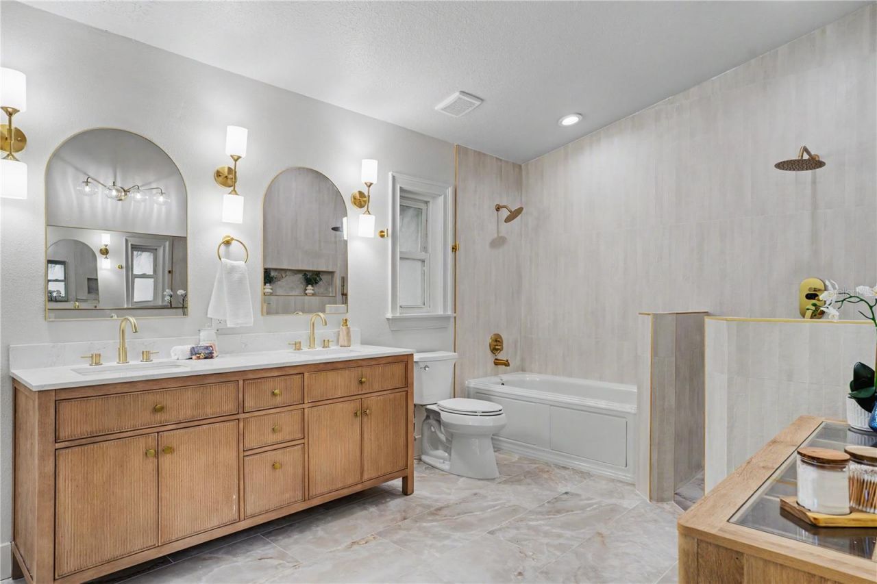12511 Palomino Court, Tampa, FL 33626 Photo