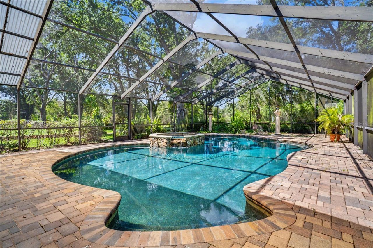 12511 Palomino Court, Tampa, FL 33626 Photo