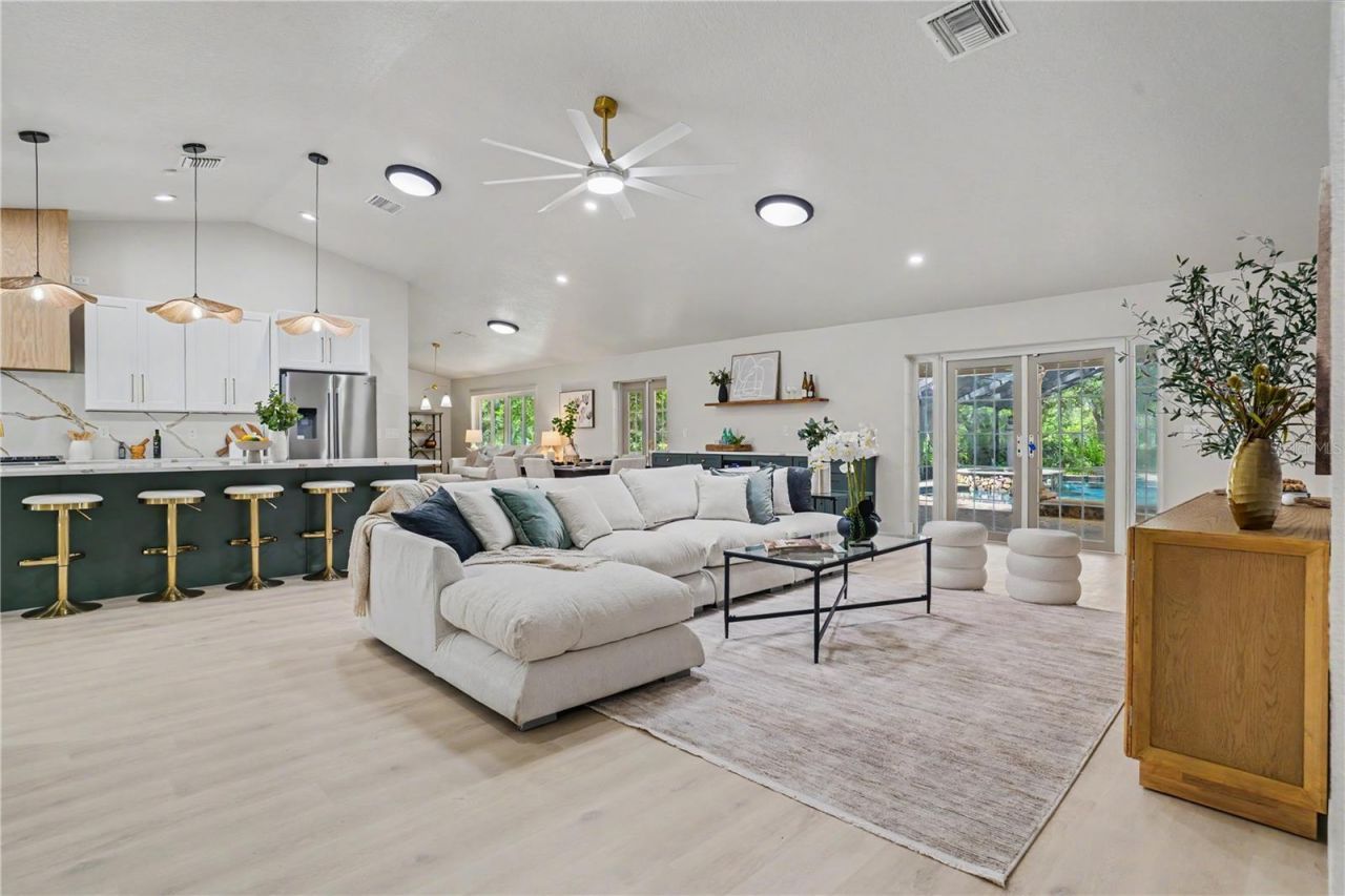 12511 Palomino Court, Tampa, FL 33626 Photo