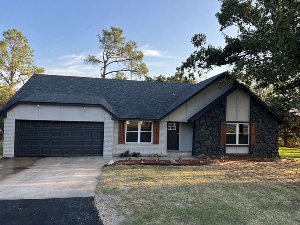 11509 W 64th Street , Sapulpa, OK 74066