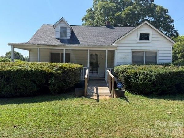 1722 Unity Drive, Statesville, NC 28625