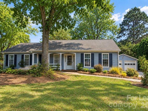 2022 Glouchester Circle , Charlotte, NC 28226