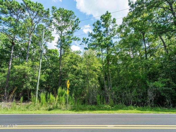 205 Creekview Drive , Hampstead, NC 28443