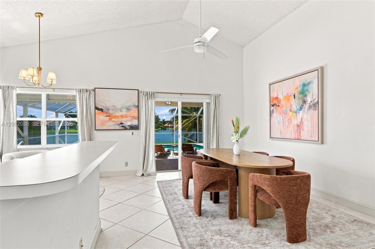2873 Oak Park Cir, Davie, FL 33328 Photo
