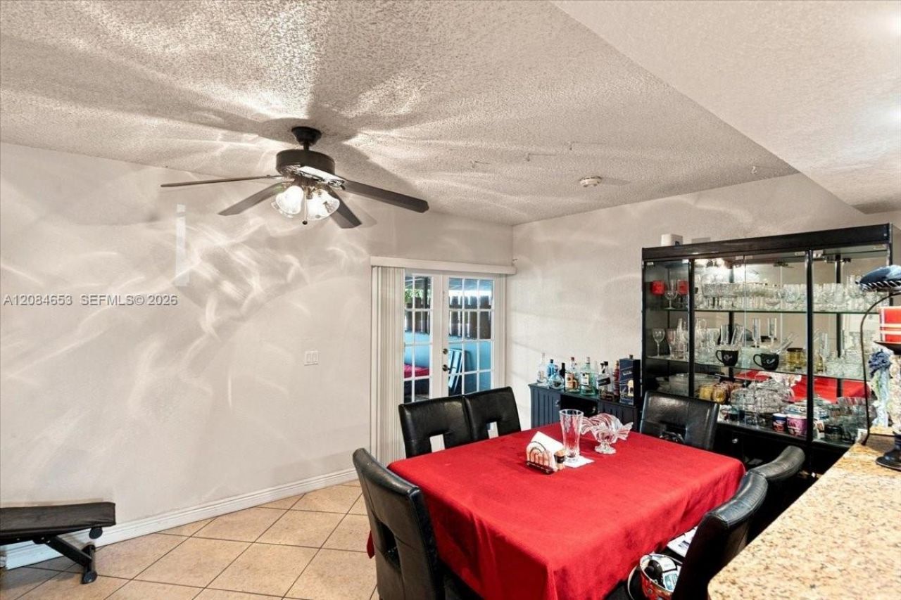 7597 NW 75th Ave, Tamarac, FL 33321 Photo