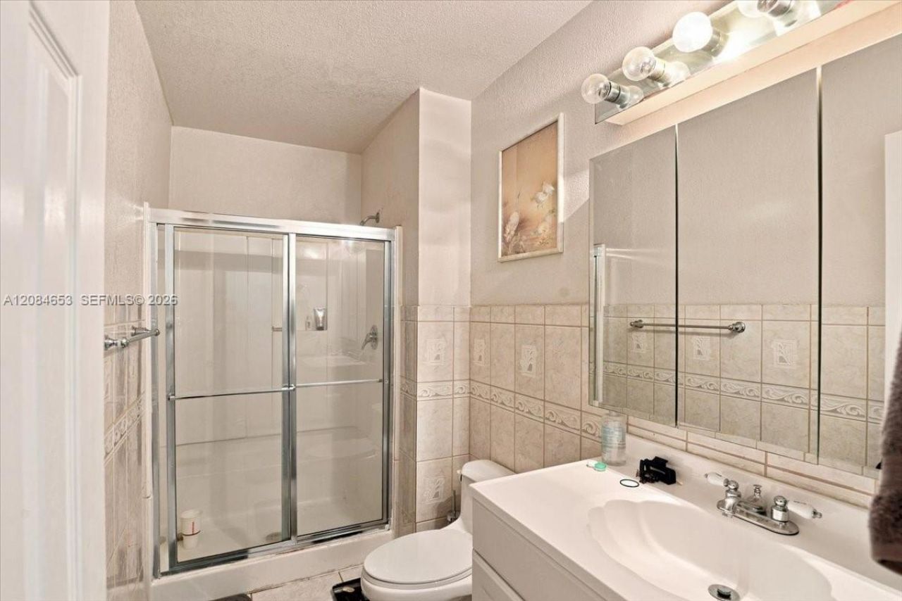 7597 NW 75th Ave, Tamarac, FL 33321 Photo