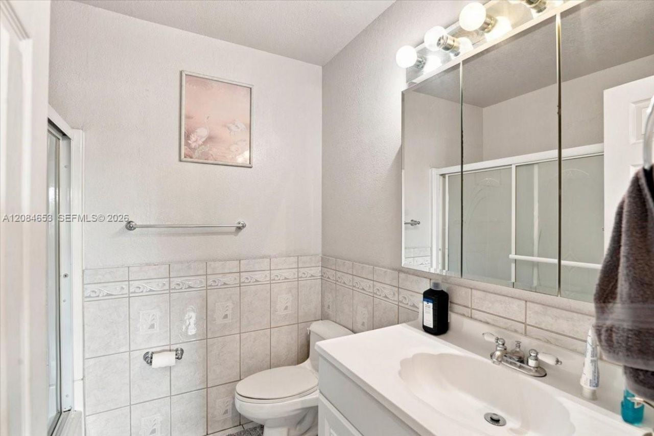 7597 NW 75th Ave, Tamarac, FL 33321 Photo