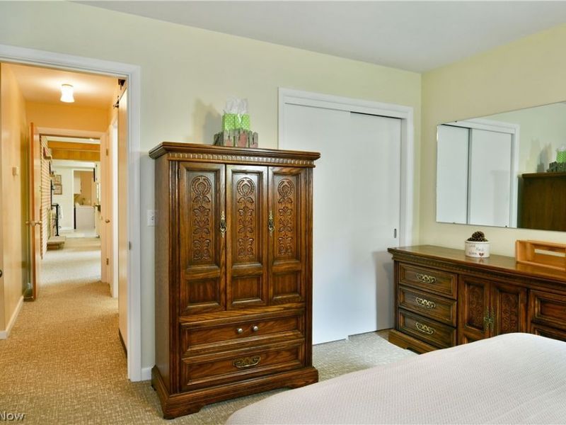 8637 Squirrel Hill Drive NE, Warren, OH 44484 Photo 30