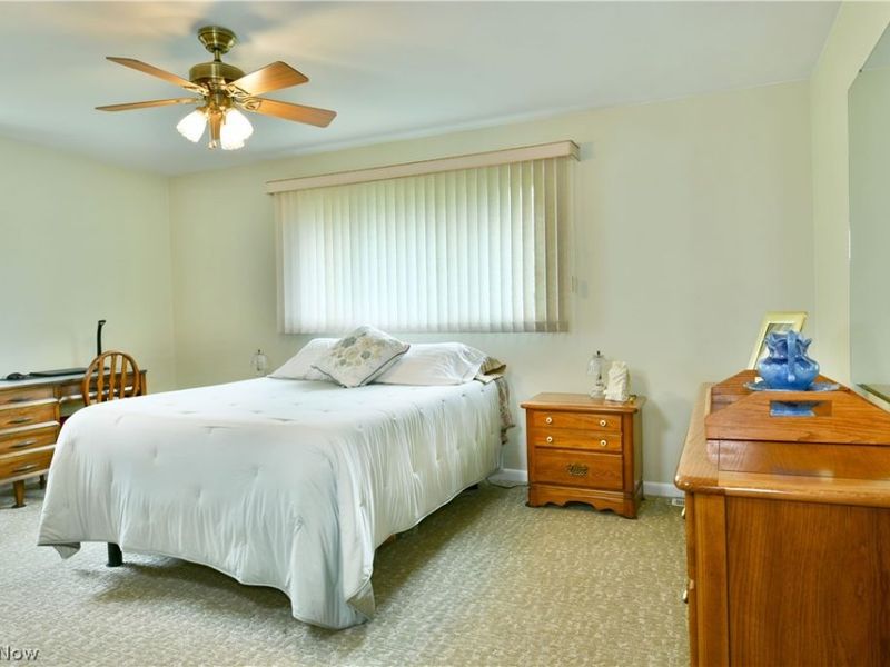 8637 Squirrel Hill Drive NE, Warren, OH 44484 Photo 34