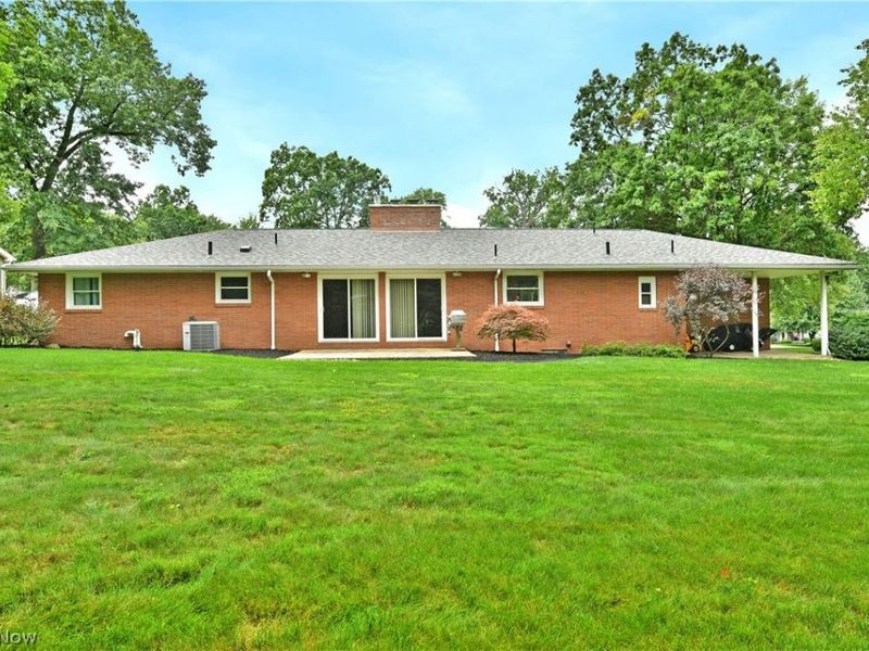 8637 Squirrel Hill Drive NE, Warren, OH 44484 Photo 44