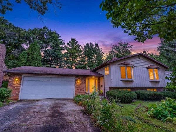 5010 Raymond Road, Madison, WI 53711