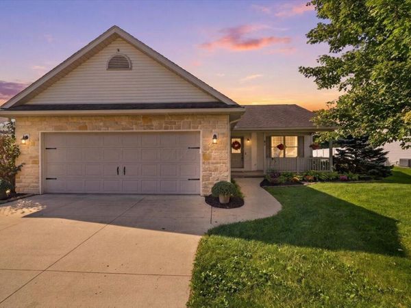 87 Struble Circle, Fredericktown, OH 43019