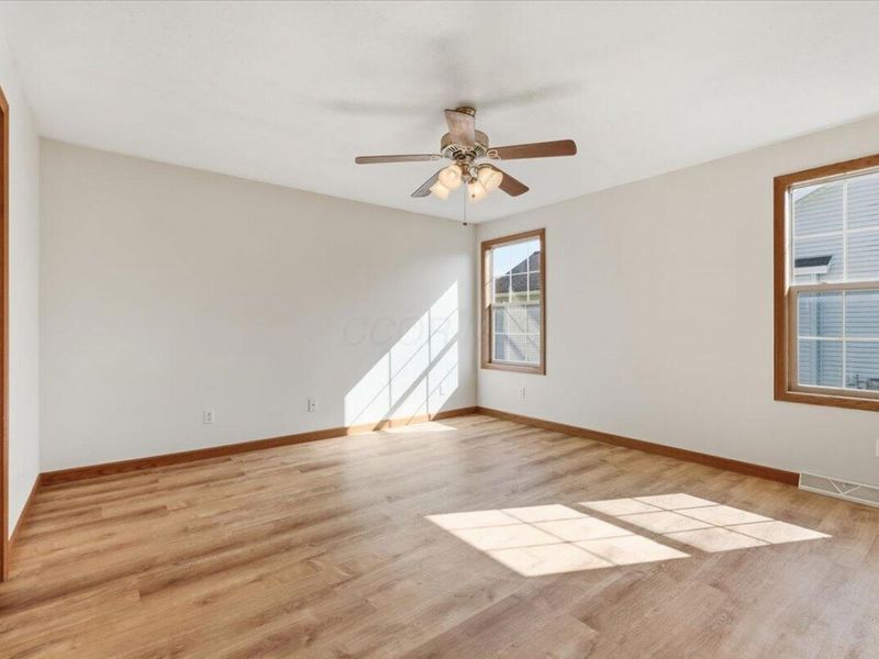 87 Struble Circle, Fredericktown, OH 43019 Photo 12