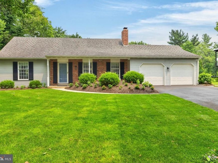 2125 Berry Drive , Hatfield, PA 19440 Main Photo