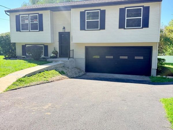 3804 ST LAWRENCE , READING, PA 19606