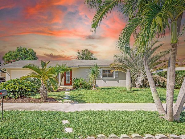 1750 16TH Avenue N, Lake Worth Beach, FL 33460