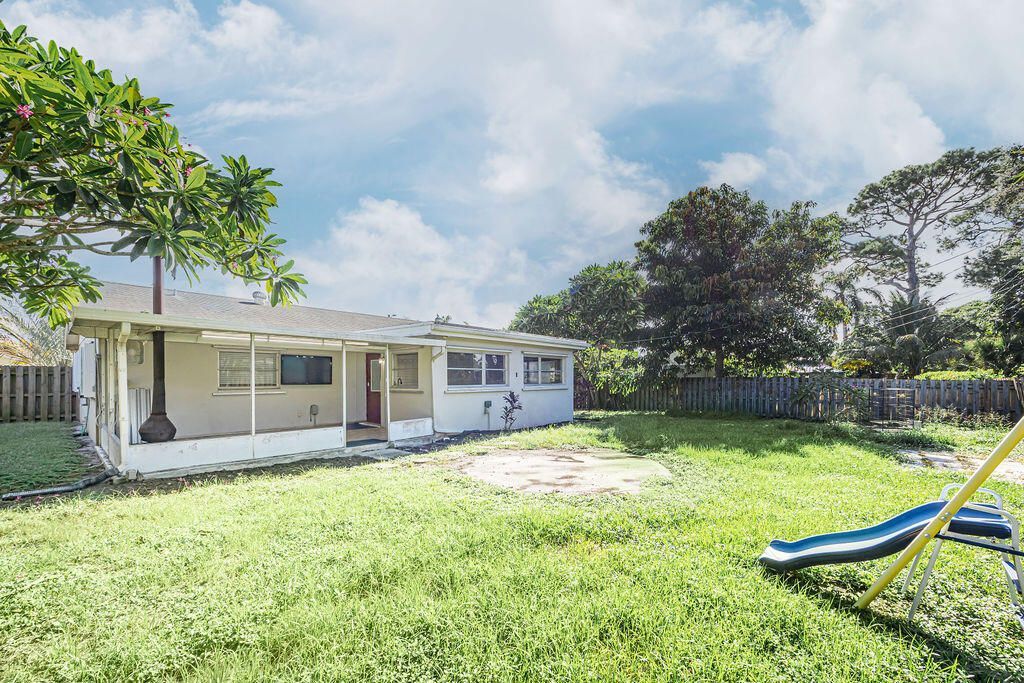 1750 16th Avenue N, Lake Worth Beach, FL 33460 Photo