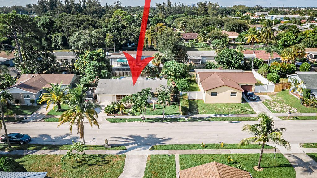1750 16th Avenue N, Lake Worth Beach, FL 33460 Photo