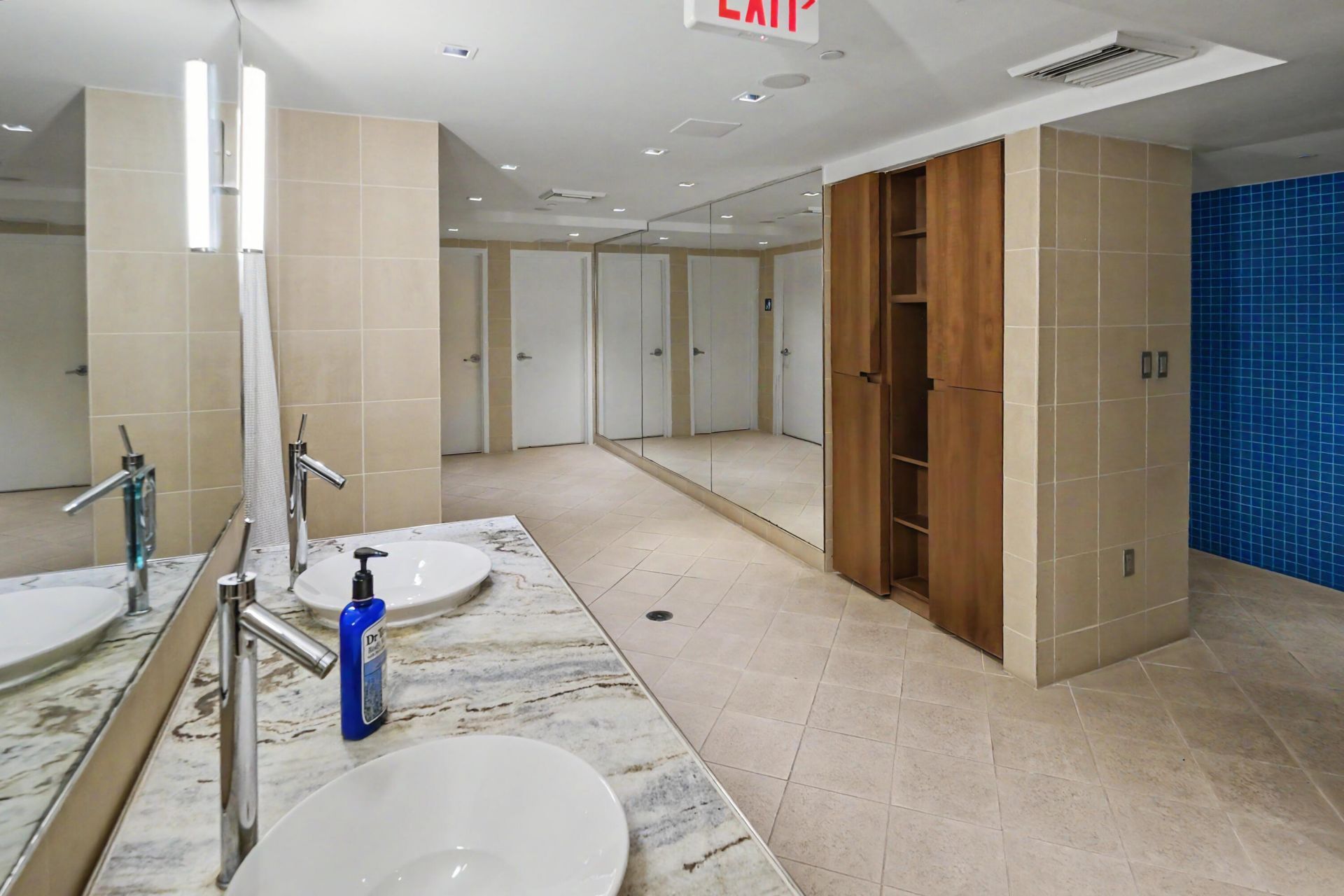 335 S Biscayne Boulevard, Unit 1002, Miami, FL 33131 Photo