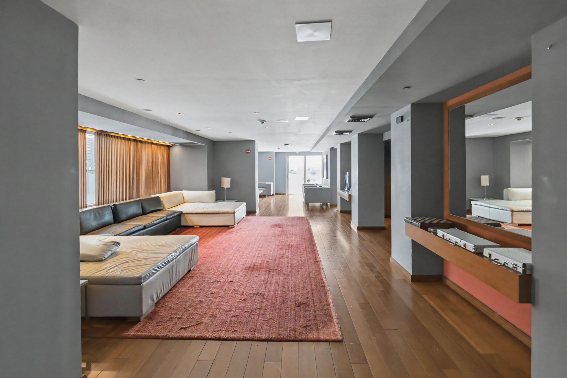 335 S Biscayne Boulevard, Unit 1002, Miami, FL 33131 Photo