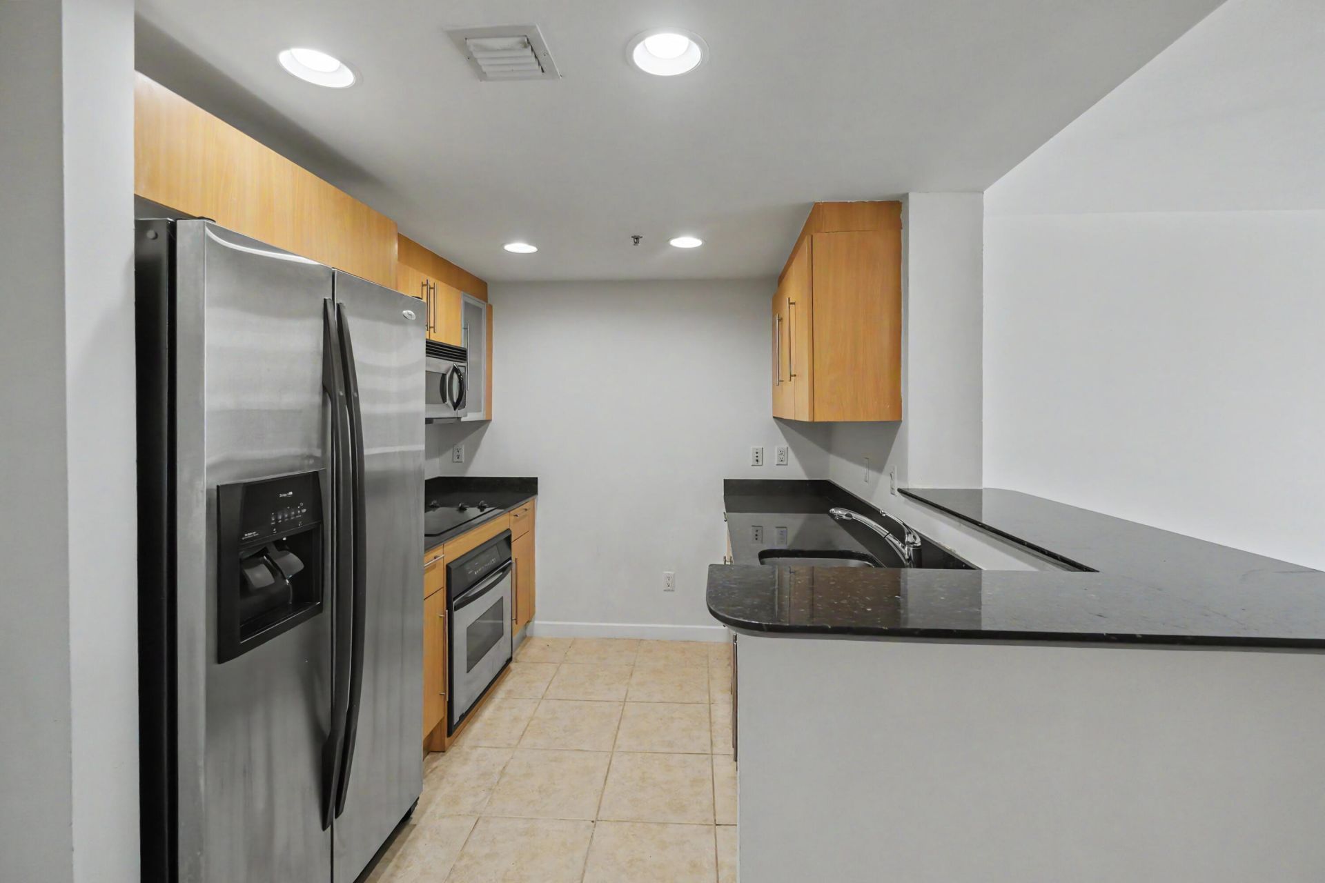 335 S Biscayne Boulevard, Unit 1002, Miami, FL 33131 Photo