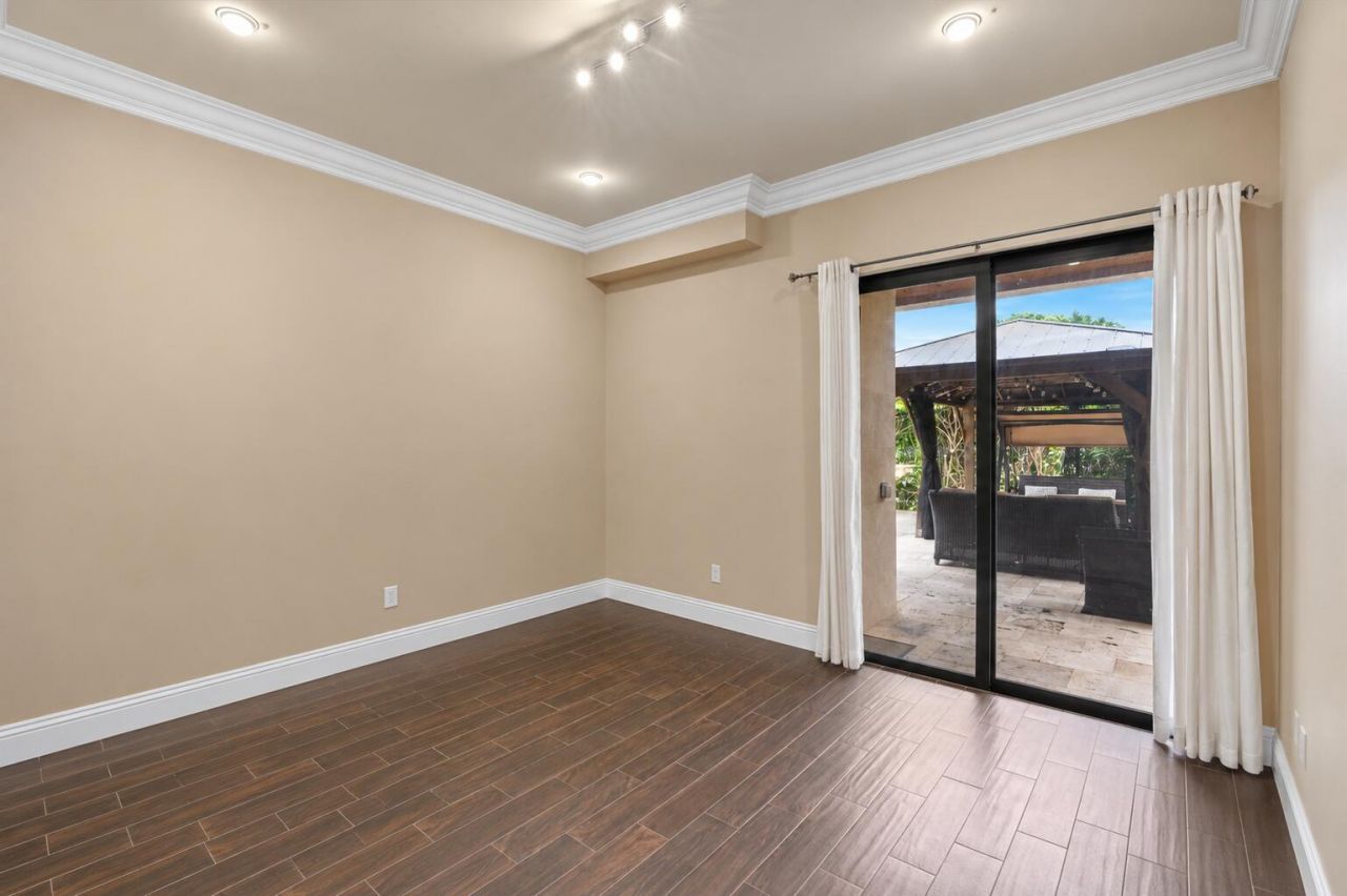 301 Sandalwood Lane, Boca Raton, FL 33487 Photo