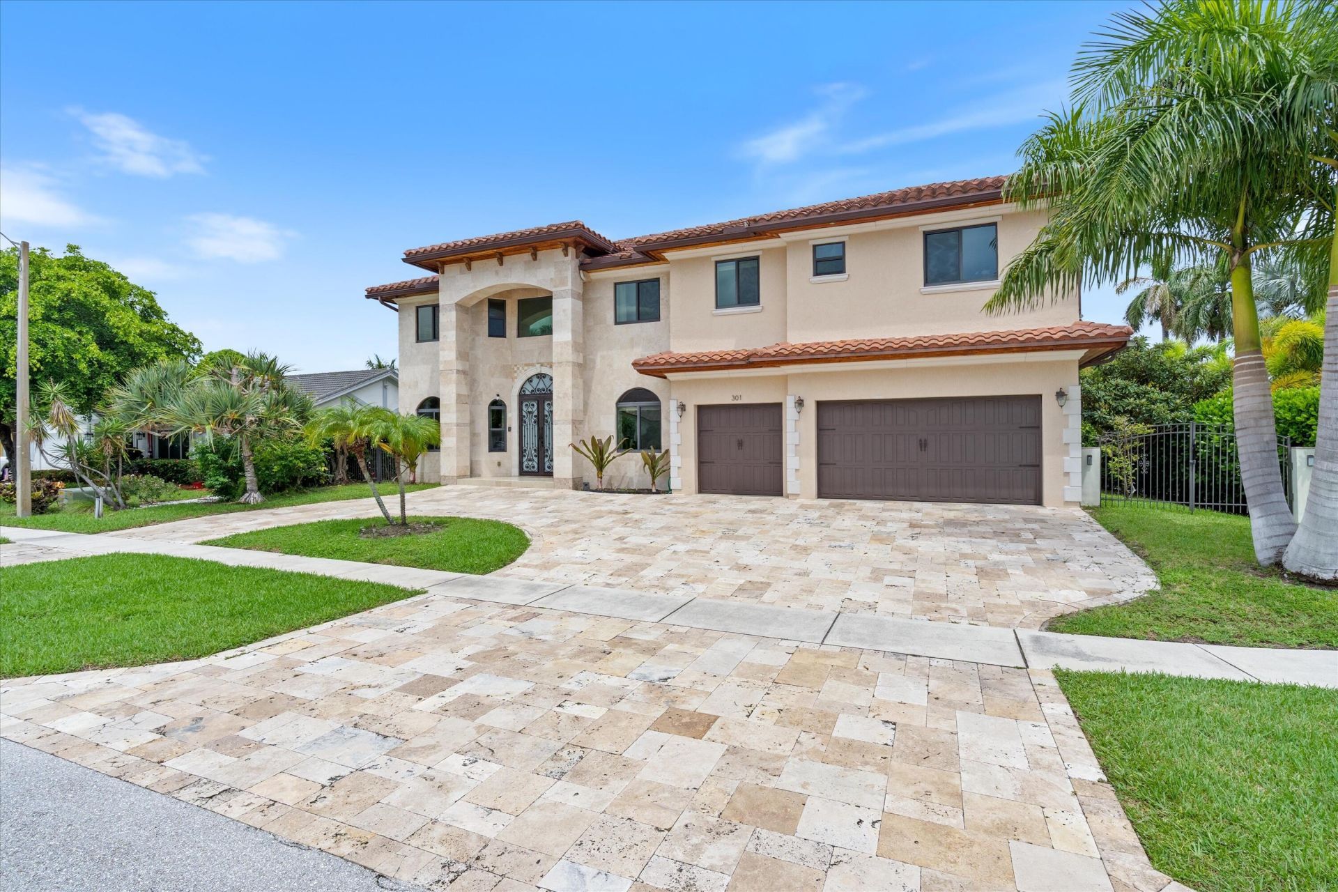 301 Sandalwood Lane, Boca Raton, FL 33487 Photo