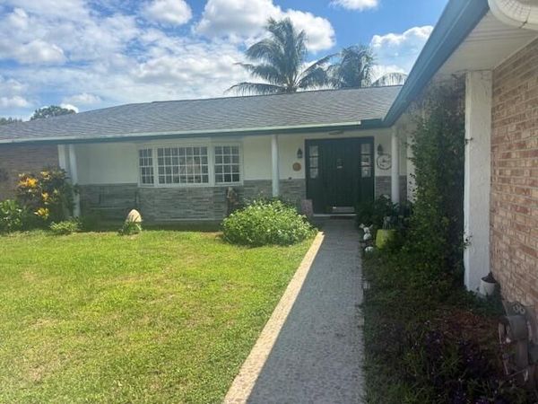 7866 SAINT ANDREWS Road, Lake Worth, FL 33467