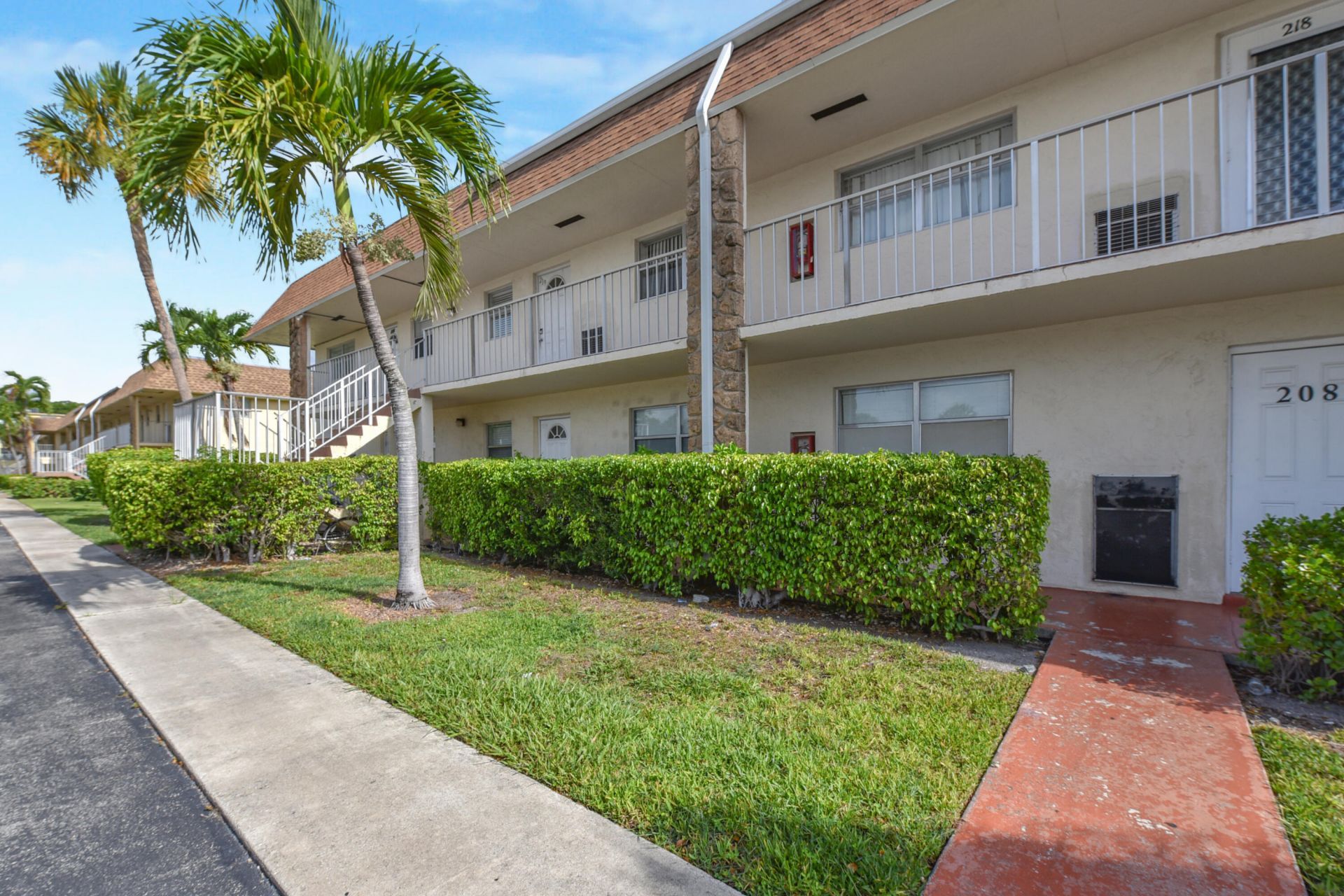 9851 Sandalfoot Boulevard, Unit 210, Boca Raton, FL 33428 Photo