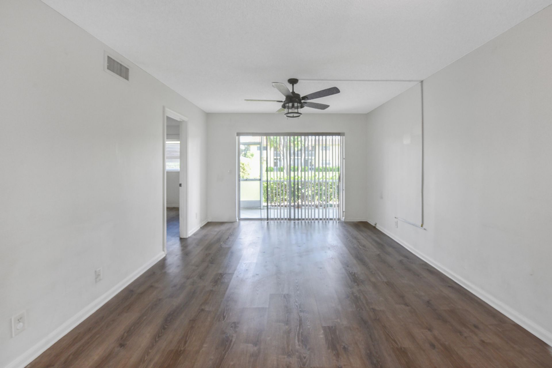 9851 Sandalfoot Boulevard, Unit 210, Boca Raton, FL 33428 Photo
