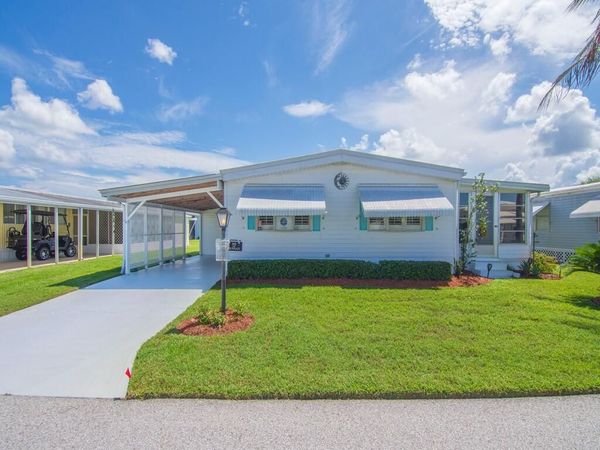 212 NE Forrest Court, Jensen Beach, FL 34957