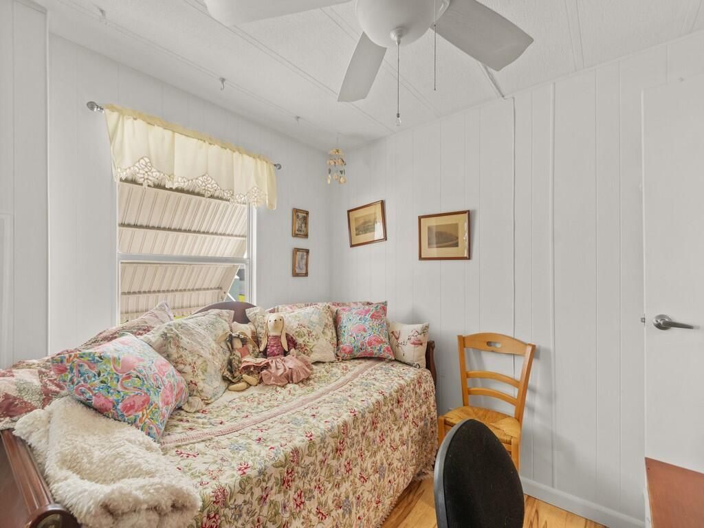 212 NE Forrest Court, Jensen Beach, FL 34957 Photo