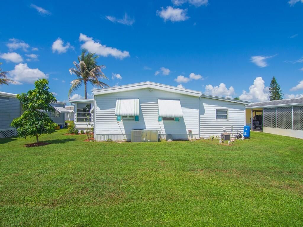 212 NE Forrest Court, Jensen Beach, FL 34957 Photo