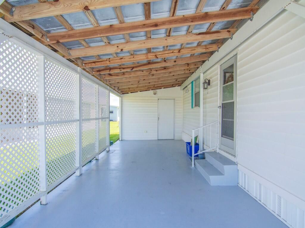 212 NE Forrest Court, Jensen Beach, FL 34957 Photo