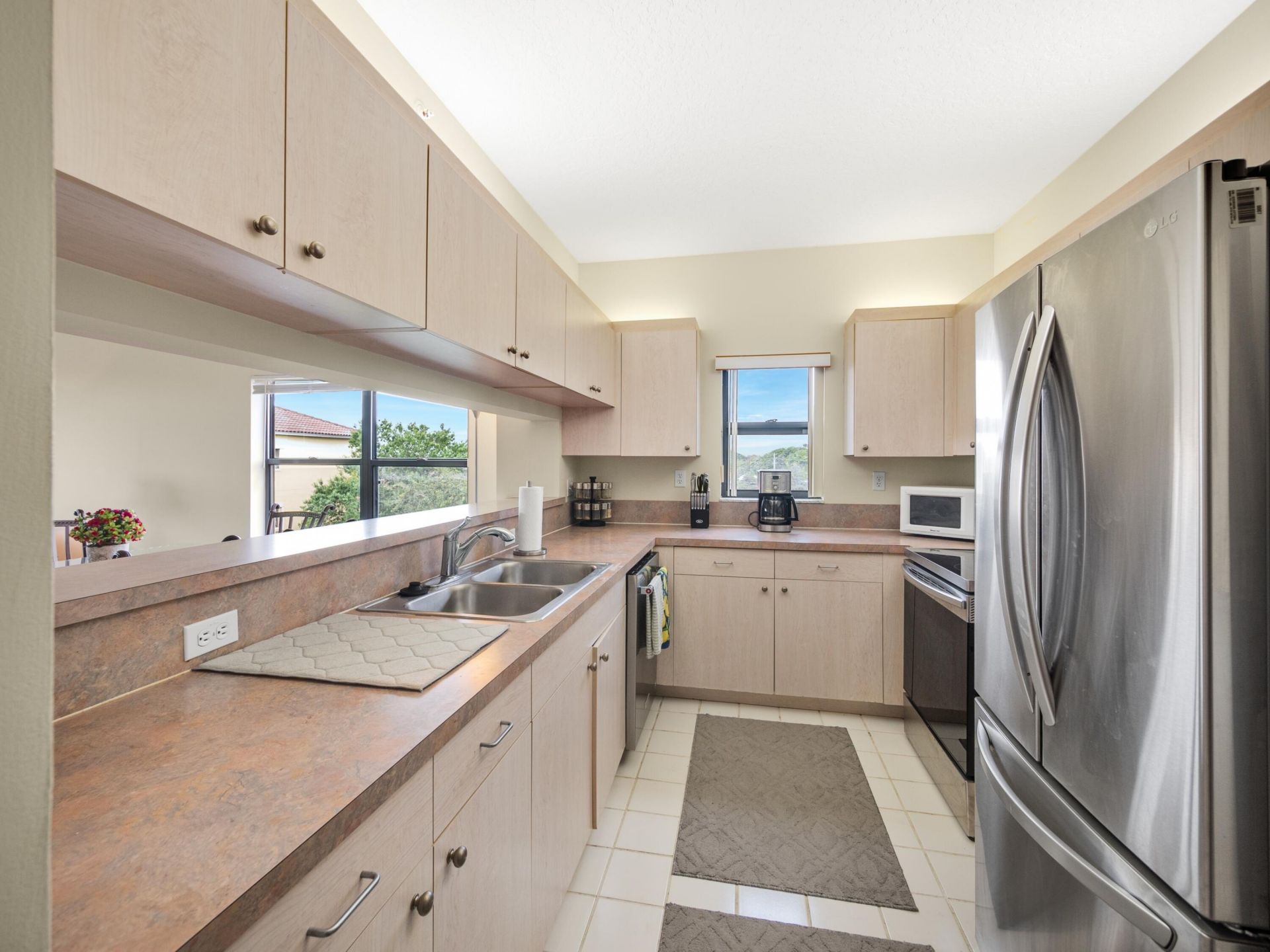 200 Uno Lago Drive, Unit 405, Juno Beach, FL 33408 Photo