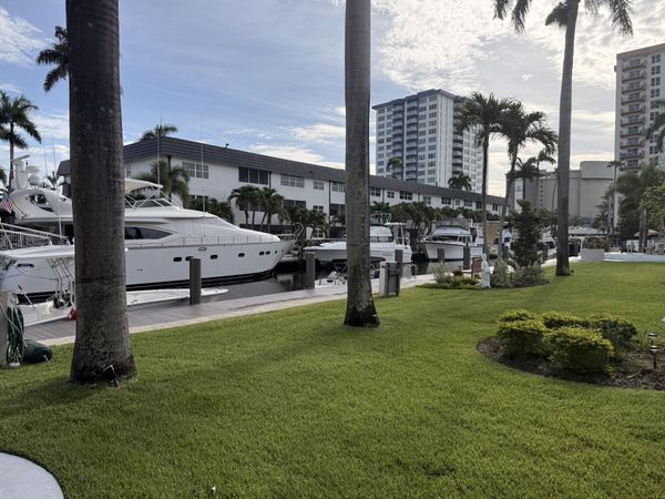 901 N Birch Road, Unit 7D, Fort Lauderdale, FL 33304