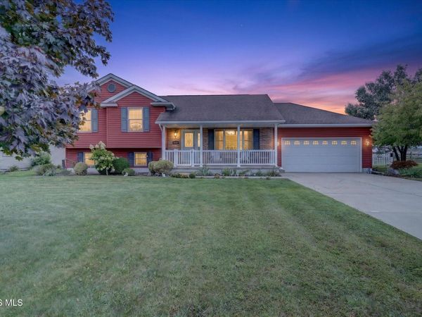 28705 Main Street , Millbury, OH 43447