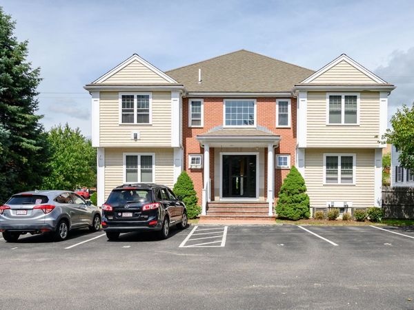 289 North Ave, Abington, MA 02351
