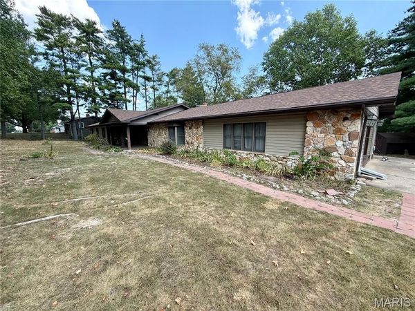 202 S Missouri Avenue , Salem, MO 65560