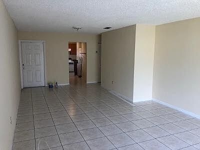 800 SW 9th Street, Hallandale Beach, FL 33009 Photo
