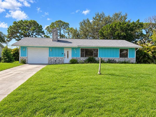 574 SW DUVAL Avenue, Port St. Lucie, FL 34983