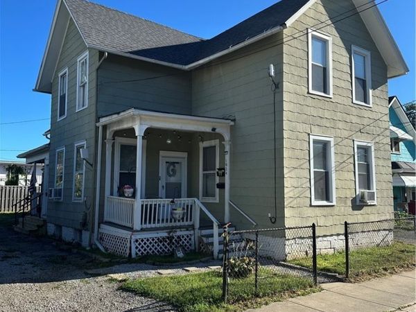 1924 Rowley Avenue, Cleveland, OH 44109