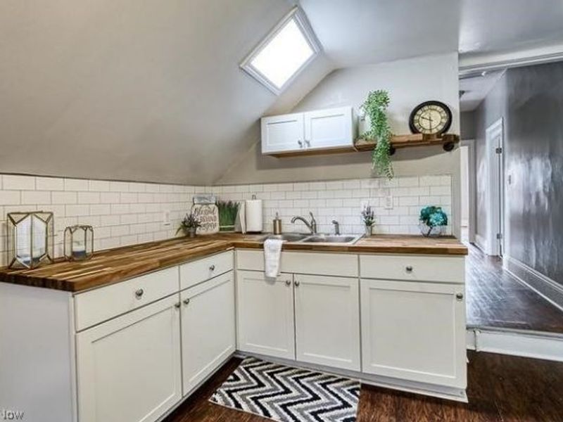 1924 Rowley Avenue, Cleveland, OH 44109 Photo 19