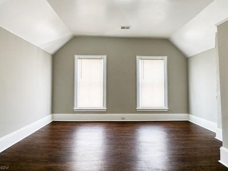 1924 Rowley Avenue, Cleveland, OH 44109 Photo 20