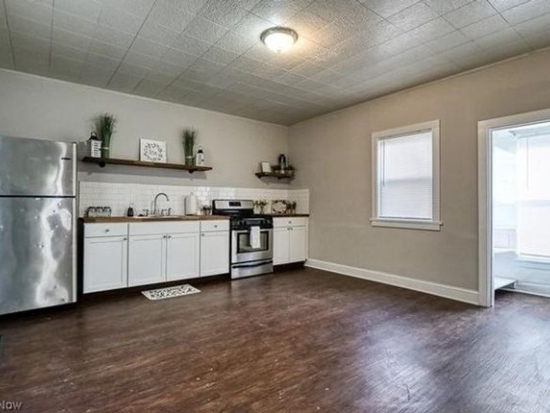 1924 Rowley Avenue, Cleveland, OH 44109 Photo 6