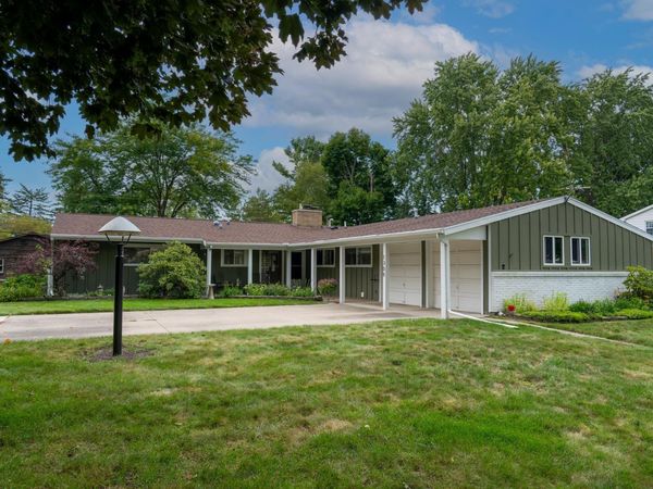 1309 Lynnwood Drive S, Mt Pleasant, MI 48858