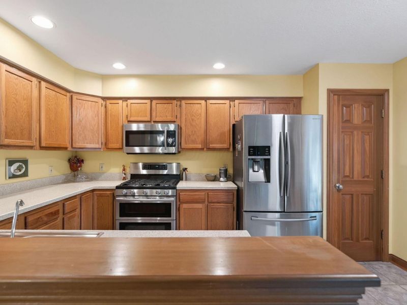 6656 Eastland Court, Unit 6656, Worthington, OH 43085 Photo 12