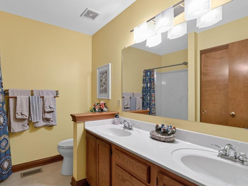 6656 Eastland Court, Unit 6656, Worthington, OH 43085 Photo 22