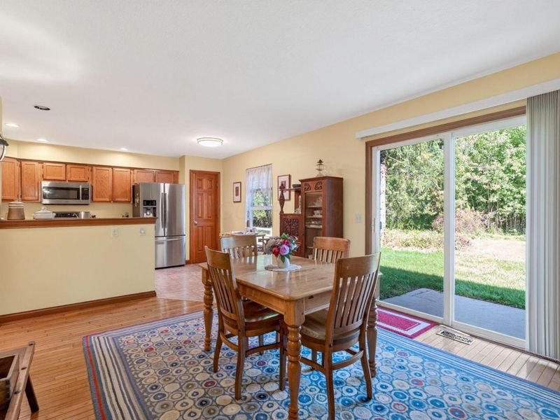 6656 Eastland Court, Unit 6656, Worthington, OH 43085 Photo 7